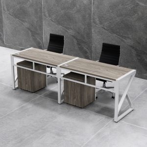 ban cum nhan vien chan sat 2 nguoi fergus fgbcnv040 2