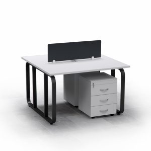 ban cum nhan vien chan sat 2 nguoi fergus fgbcnv051 1 1