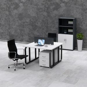 ban cum nhan vien chan sat 2 nguoi fergus fgbcnv051 2