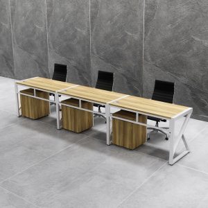 ban cum nhan vien chan sat 3 nguoi fergus fgbcnv041 2