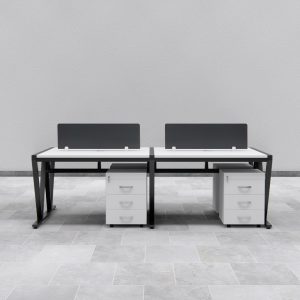 ban cum nhan vien chan sat 4 nguoi fergus fgbcnv036 3